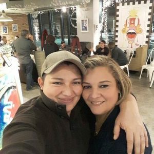 Meet your Posher, Ana